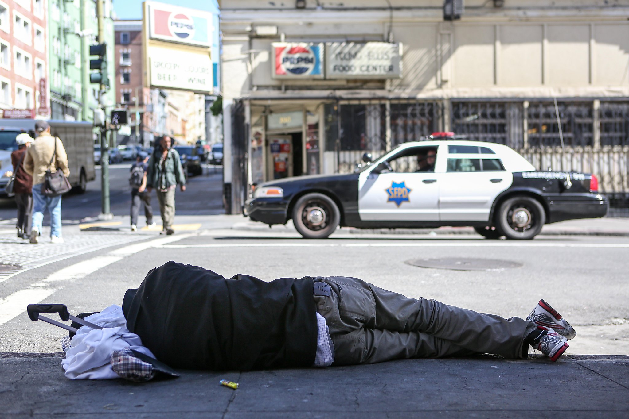 SF's new count shows homeless people spreading into ...