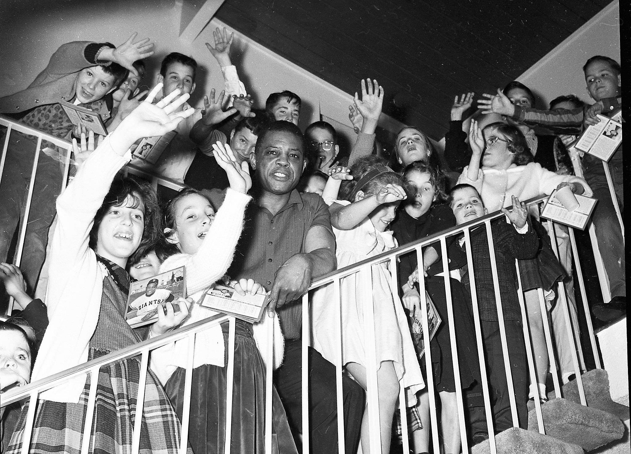 Willie Mays threw a party for the kids, and the guests kept coming - Vimarsana News