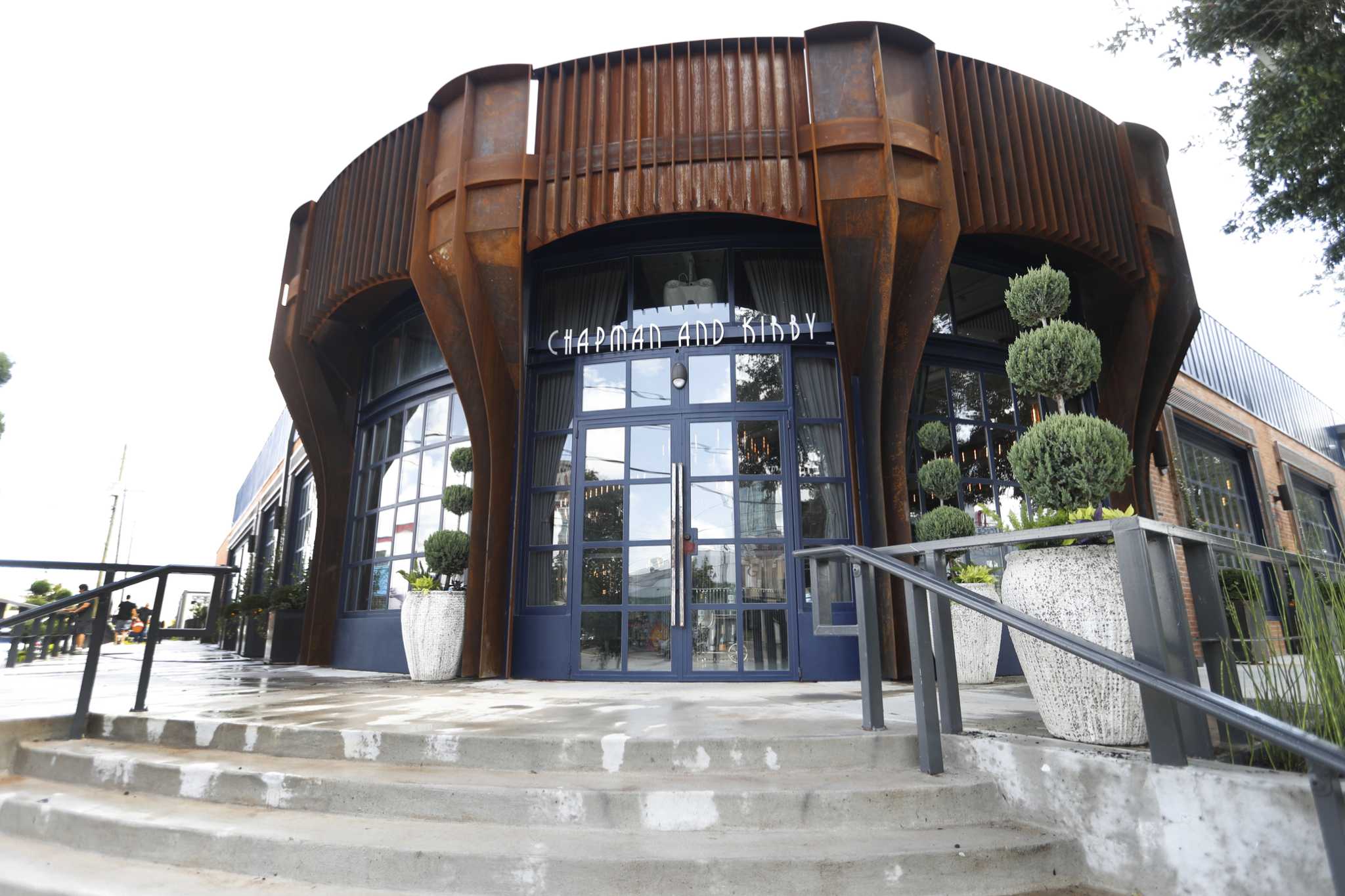 Chapman & Kirby lights up EaDo