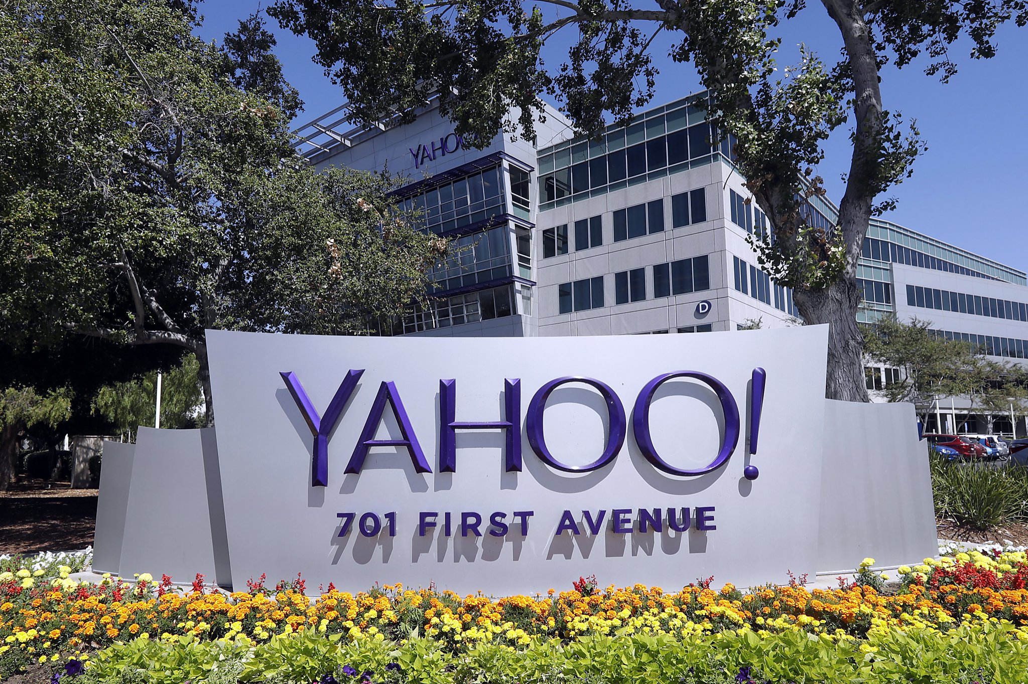 Verizon lays off nearly 350 Yahoo employees