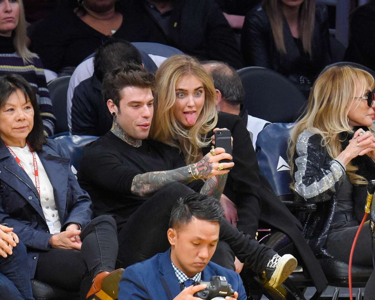 Fedez and Chiara Ferragni attend a basketball game between the Miami Heat and the Los Angeles Lakers at Staples Center on January 6, 2017 in Los Angeles, California.