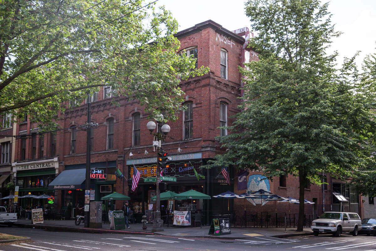 Three bars in Pioneer Square claim 'oldest in Seattle.' Now, one is