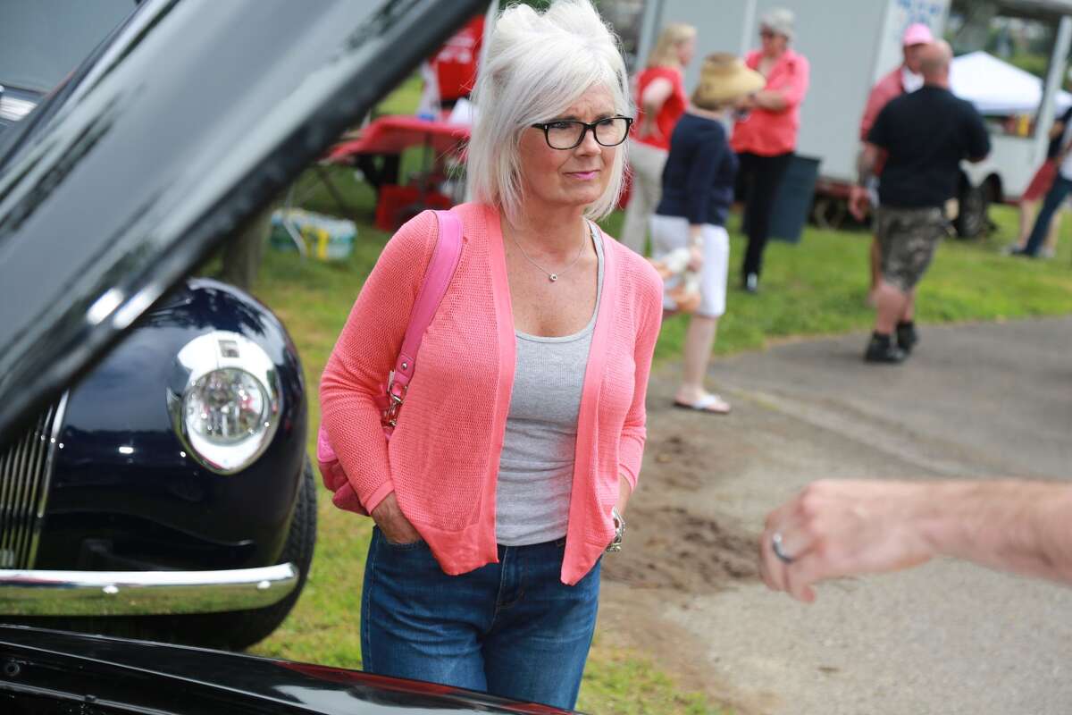 The New England Auto Museum held its annual Father's Day Car Show at Mathews Park in Norwalk on June 18, 2017. Guests enjoyed food, touring the Lockwood-Mathews Mansion and, of course, classic cars. Were you SEEN?