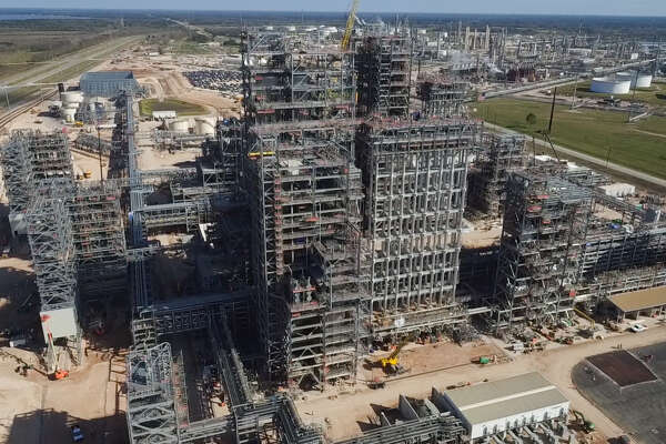 chevron phillips chemical wraps up construction on old ocean polyethylene units houstonchronicle com chevron phillips chemical wraps up