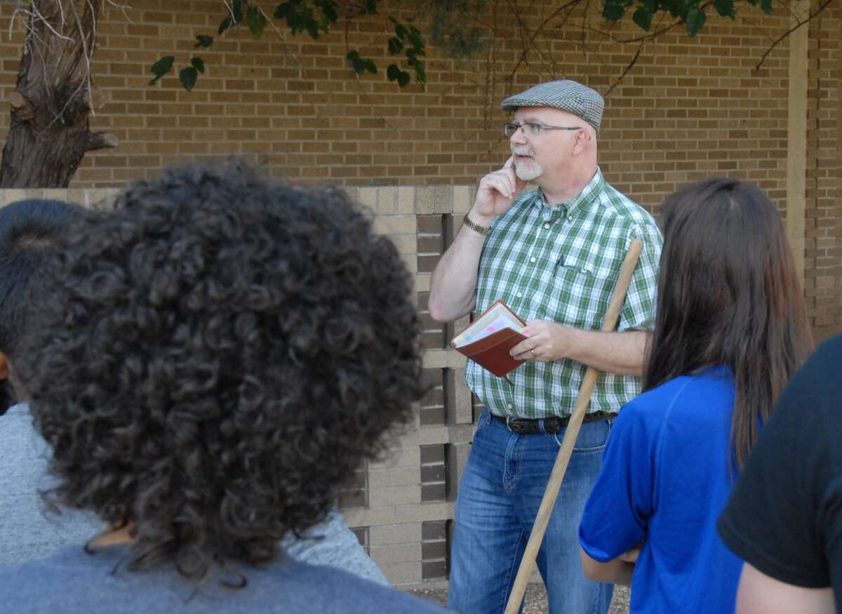 Dr. Jay Givens takes an Old Testament class outdoors as part of his lesson on the history of the Israelites and the Arc of the Covenant. Givens will be participating in a summer institute dealing with the best approaches to teaching world religions.
