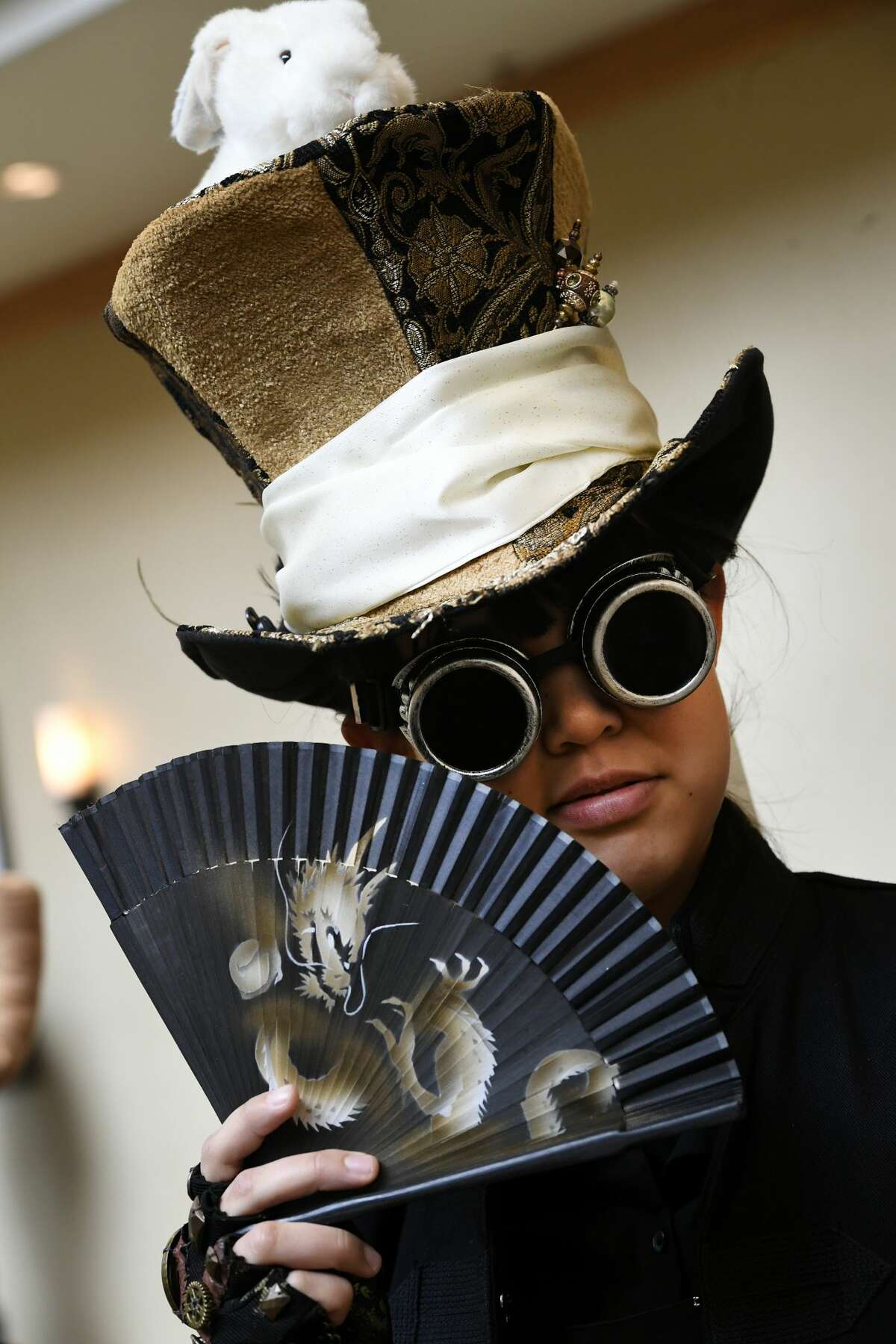 �Steampunk� fashion heading for the mainstream, researcher