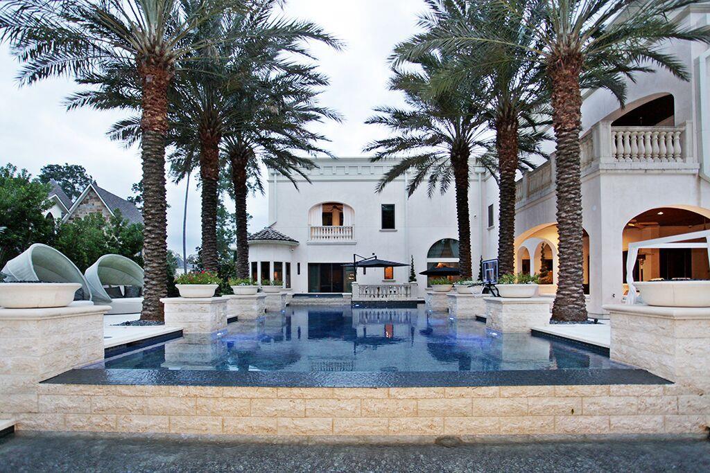 Dream home swimming pools in the Houston area