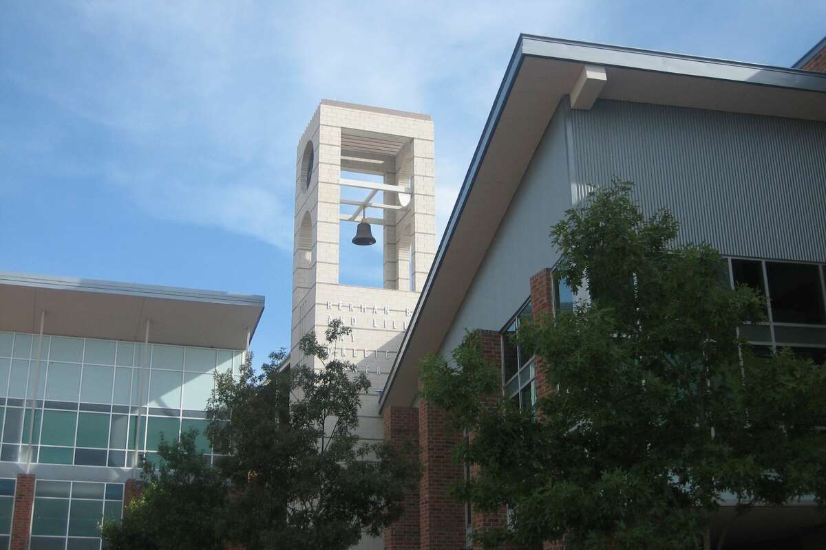 Laredo Community College is shown.
