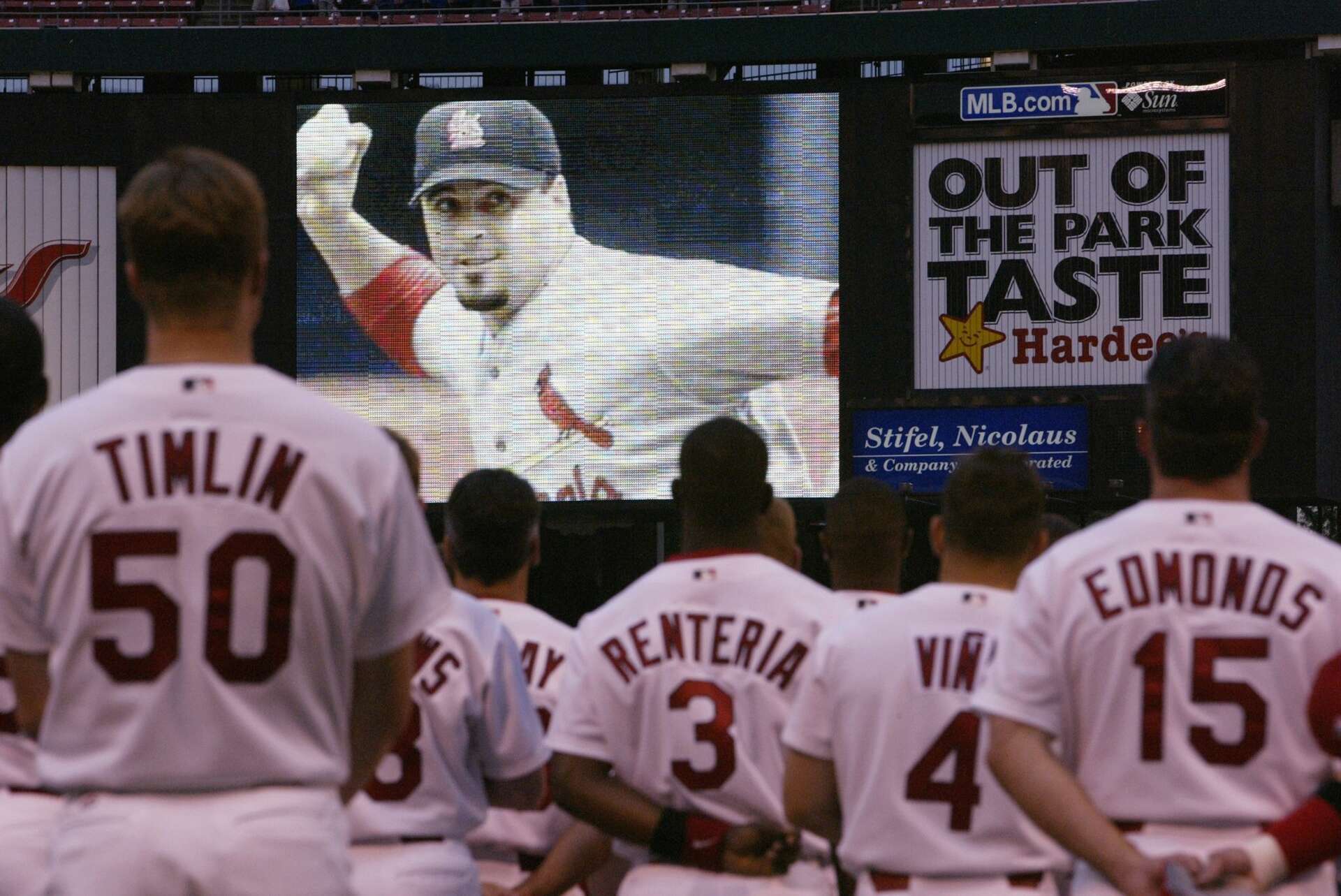 Darryl Kile, former Astros pitcher and fan favorite, died 15 years ago