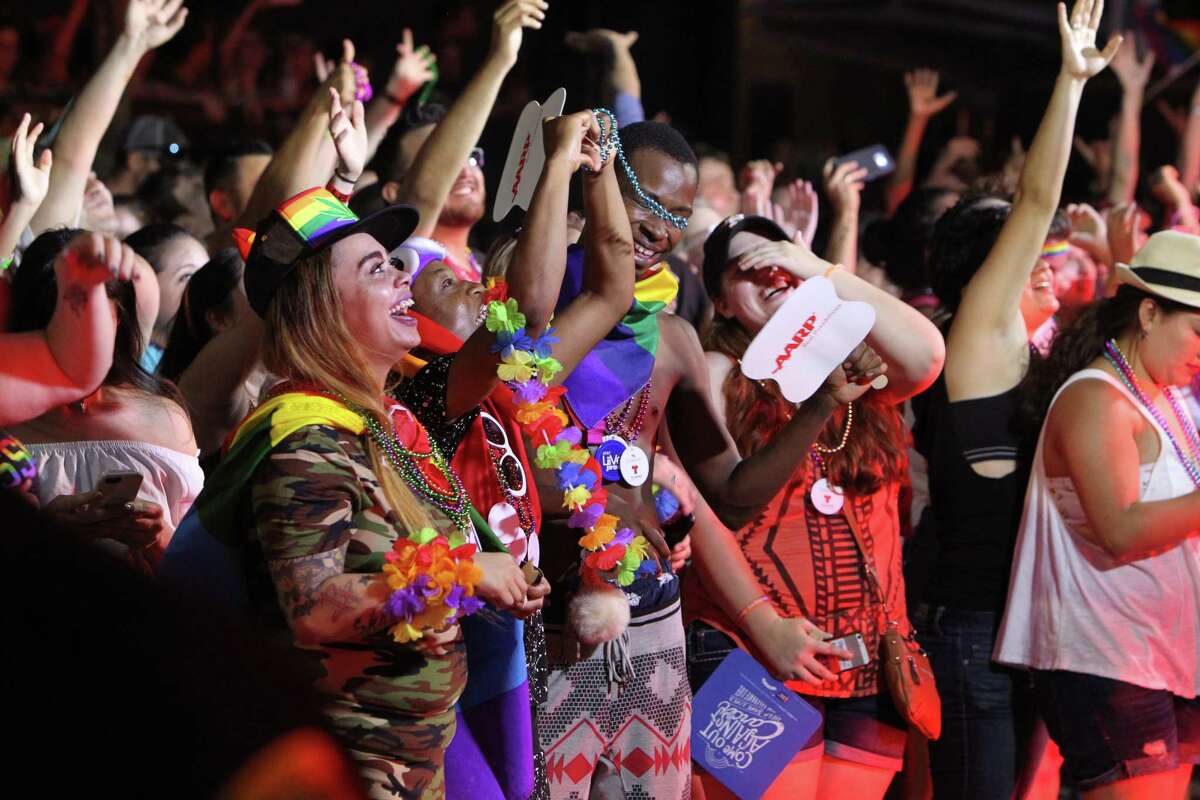 Thousands flock to Houston Pride parade