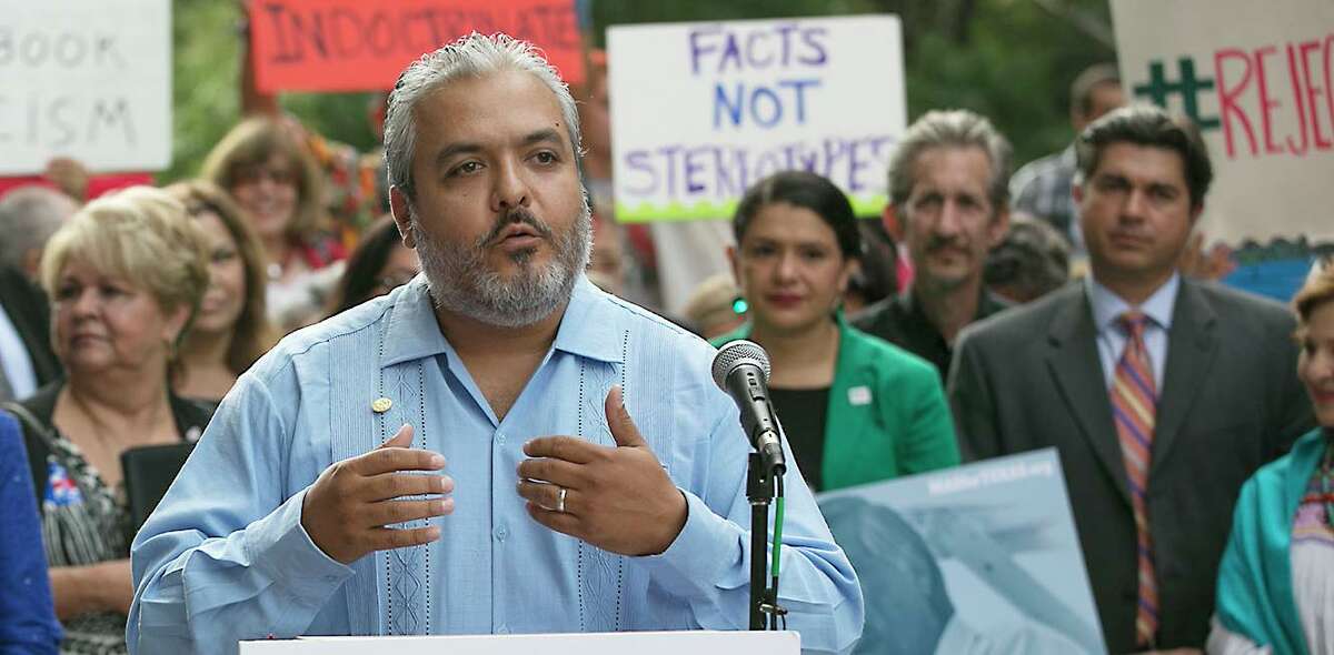 FILE PHOTO - Texas State Board of Education member Ruben Cortez Jr. at a rally Sept. 13, 2016. Ralph Barrera/Austin American-Statesman