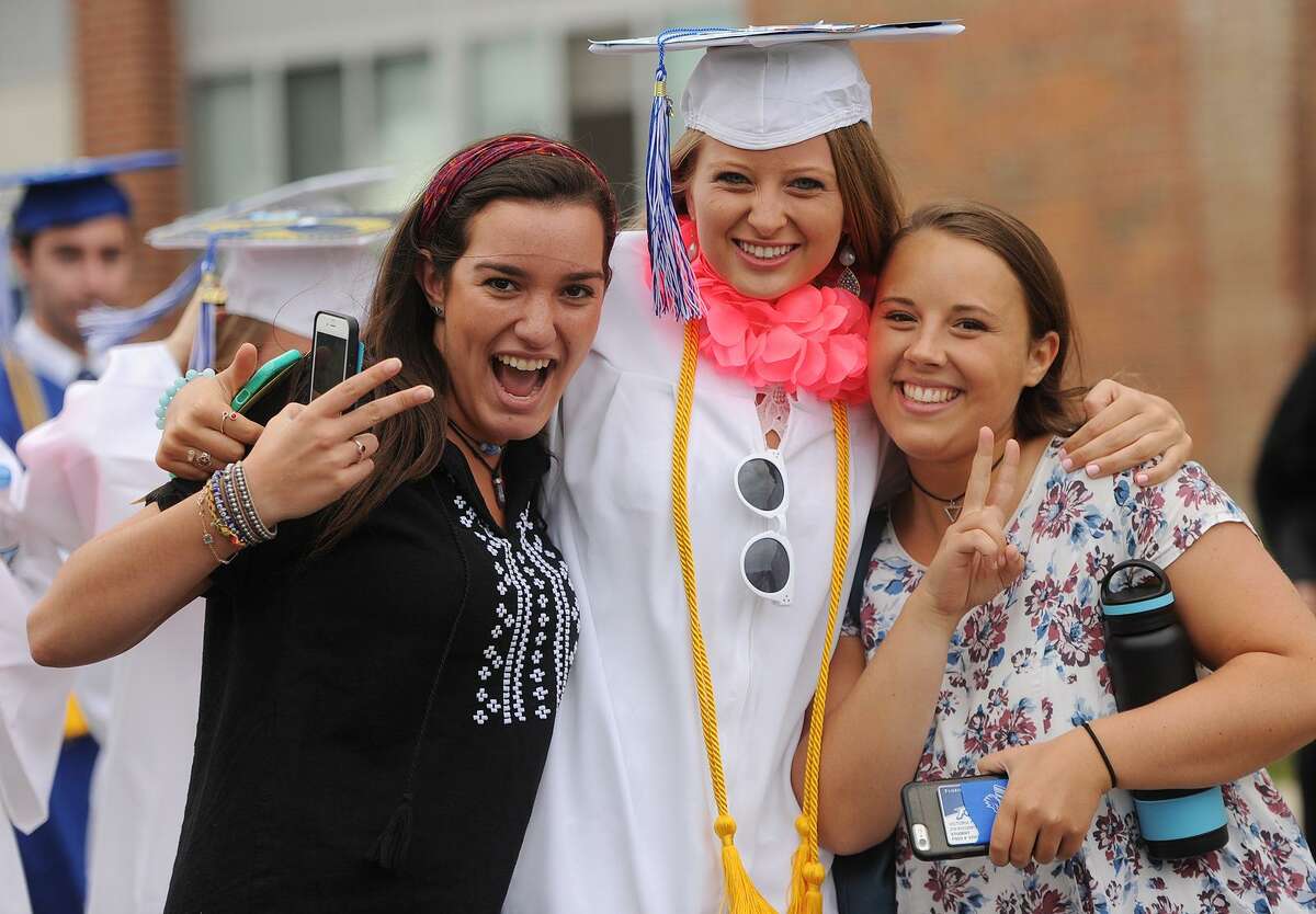 Fairfield Ludlowe High School graduation