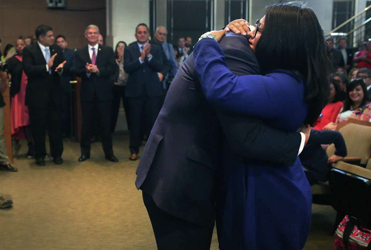 San Antonio’s new mayor, council take charge