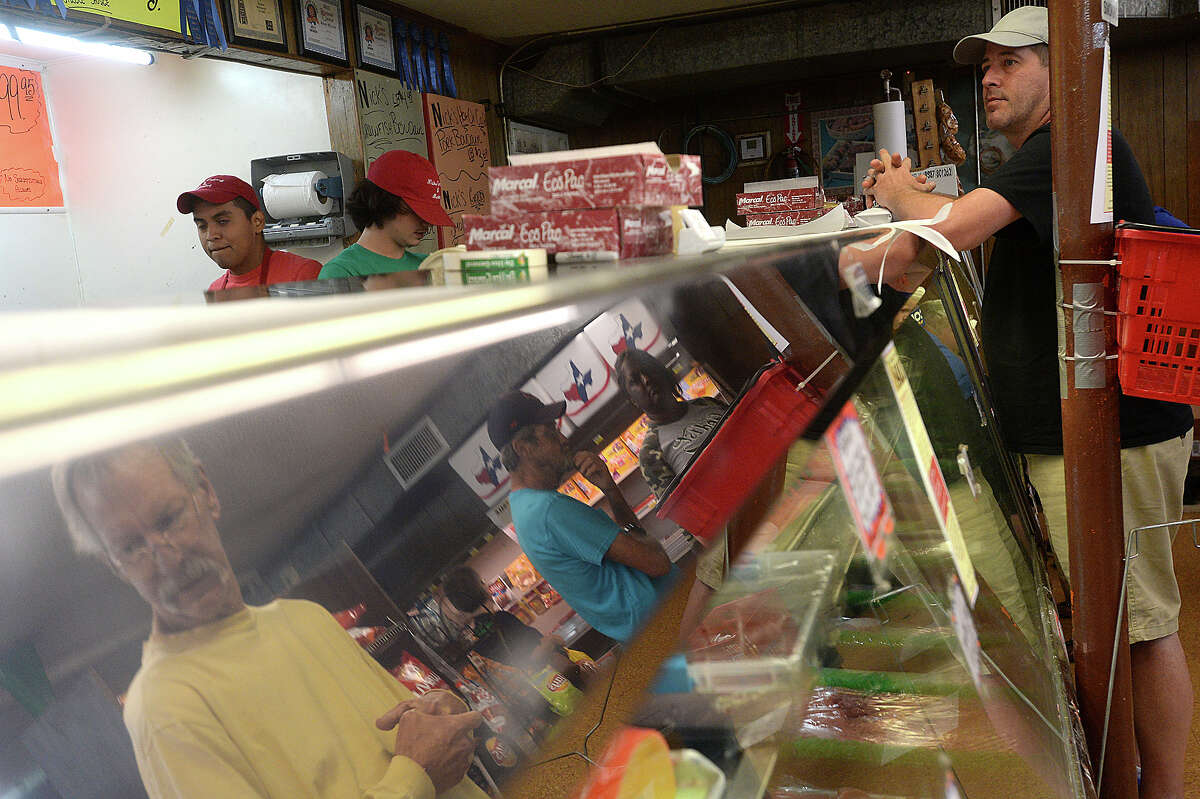 Nick's Grocery to ring up last sale