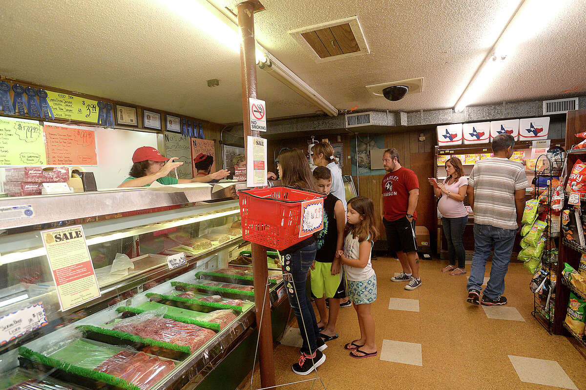 Nick's Grocery to ring up last sale