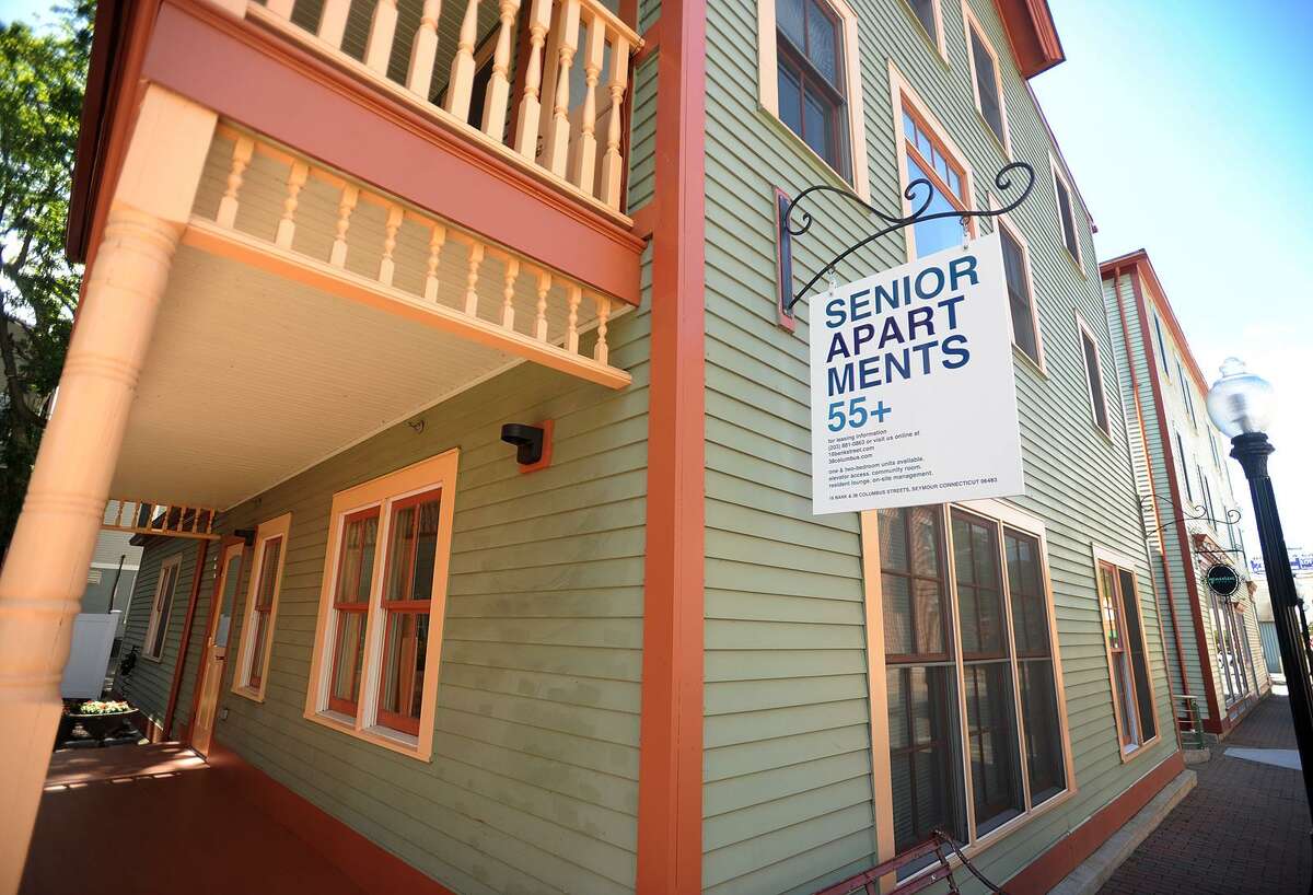 Seniors begin settling in to new Seymour housing complex