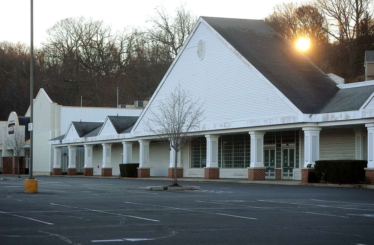 Owner makes one last push to market Seymour plaza before planned demolition