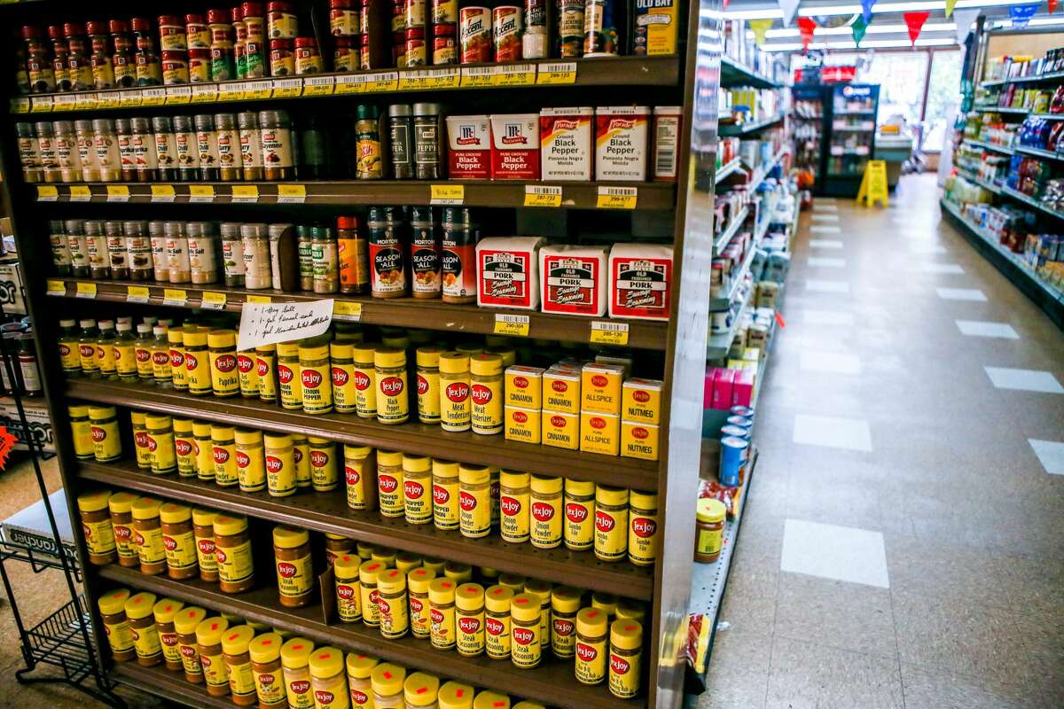 Nick's Grocery to ring up last sale