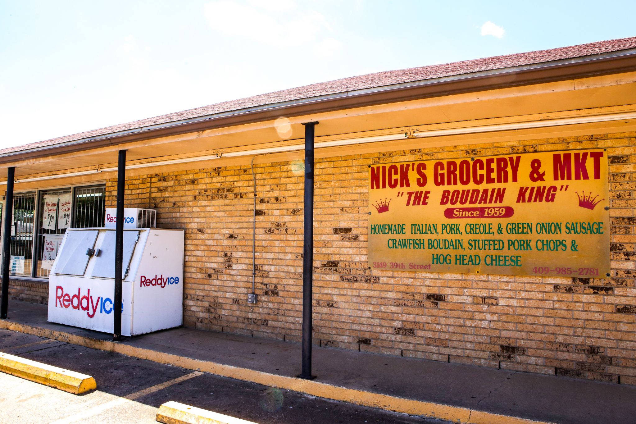 Nick's Grocery to ring up last sale