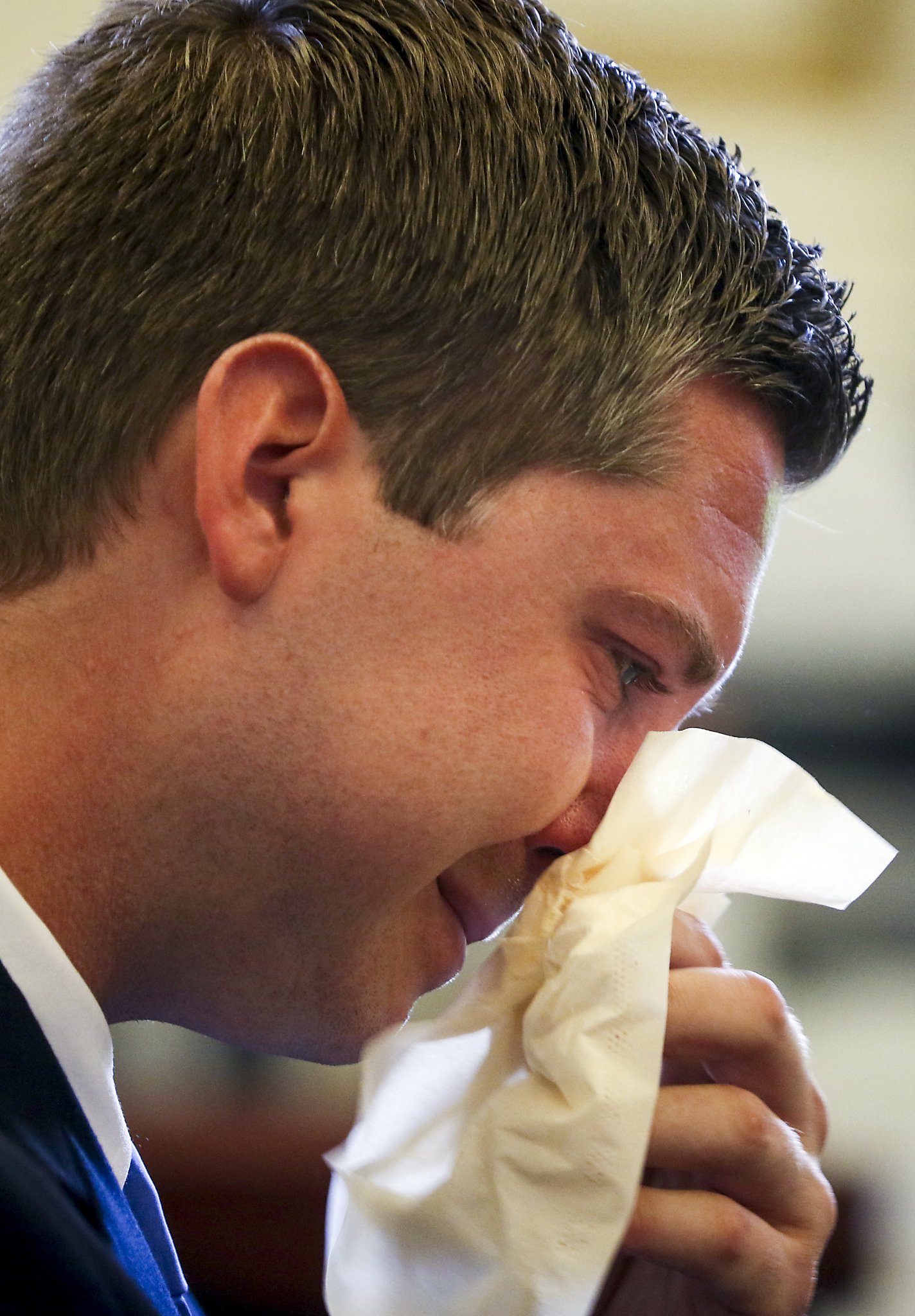Murder trial of Cincinnati officer ends in deadlock
