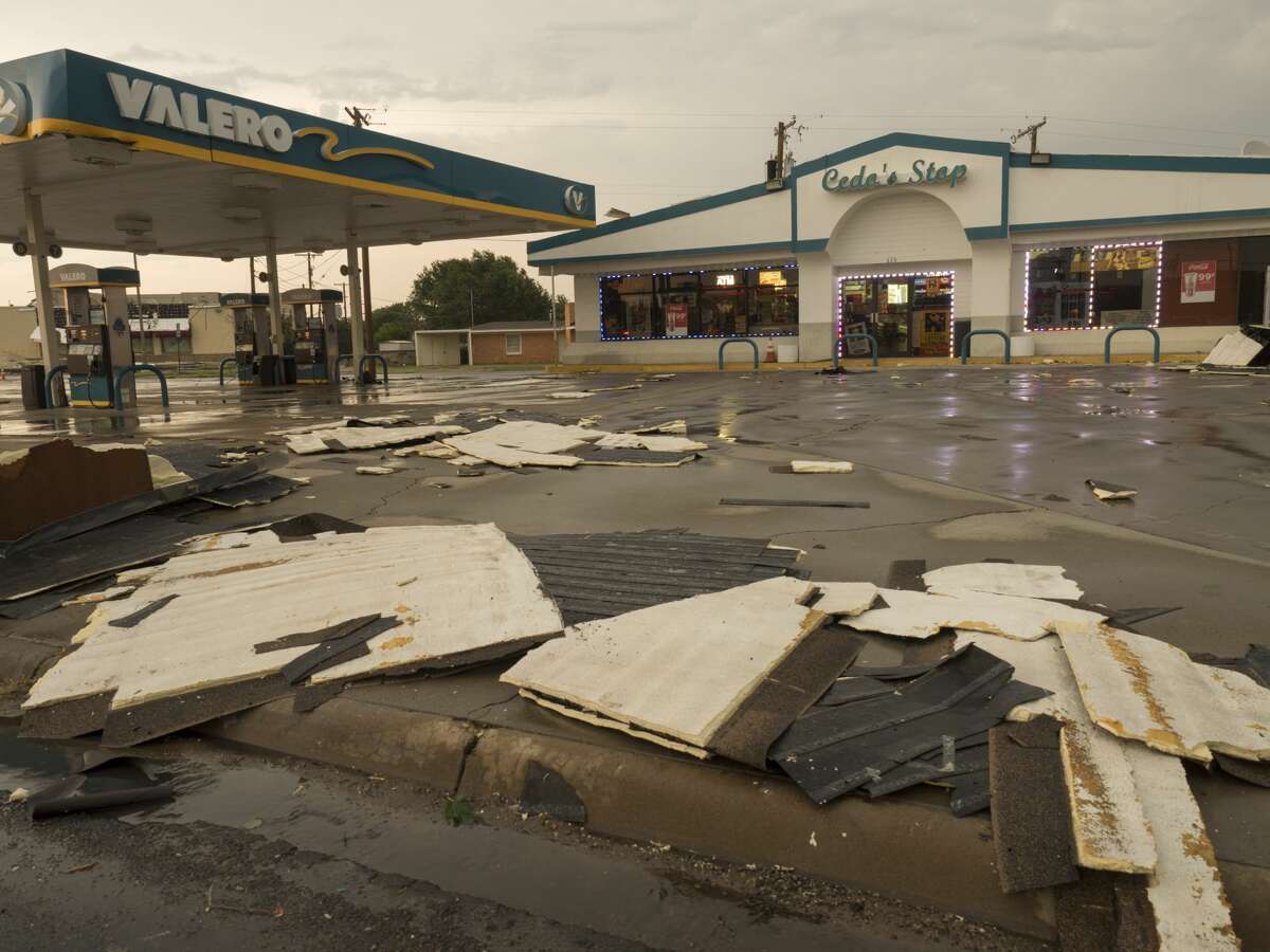 Ceda's Stop gas station and convenience store, Andrews Hwy and Louisianan, lost the roof from wind damage 6/23/17 evening as a storm blew through Midland. Tim Fischer/Reporter-Telegram
