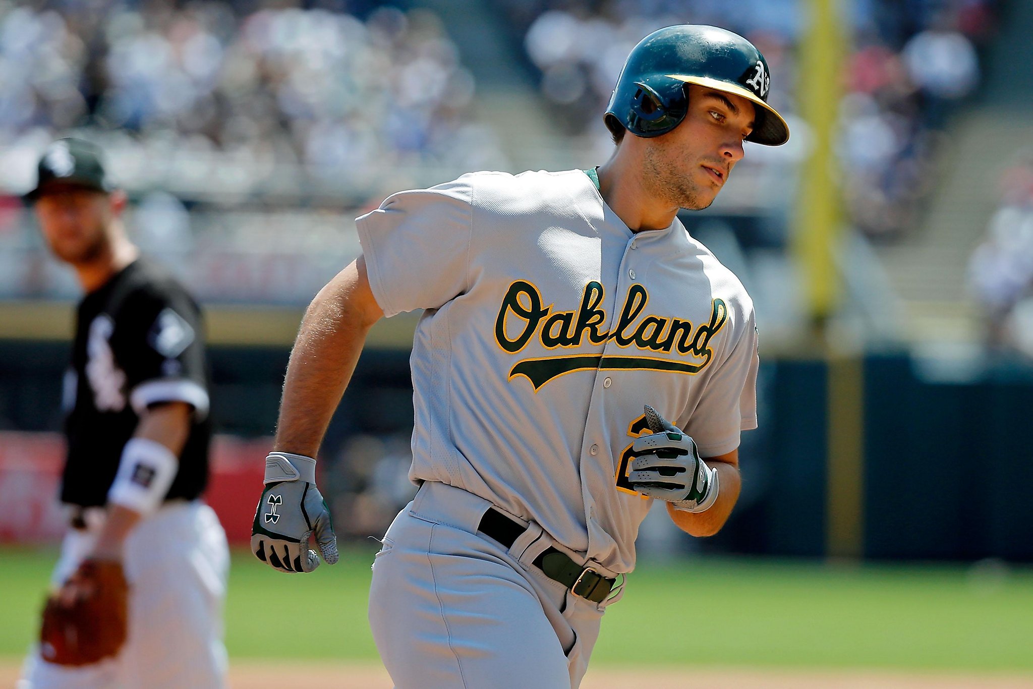 Teams’ patience key for Giants’ Ryder Jones, A’s Matt Olson