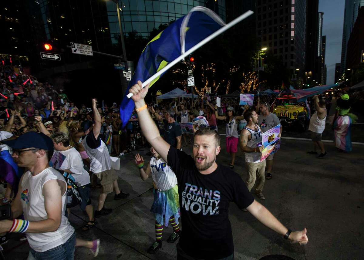 Thousands flock to Houston Pride parade