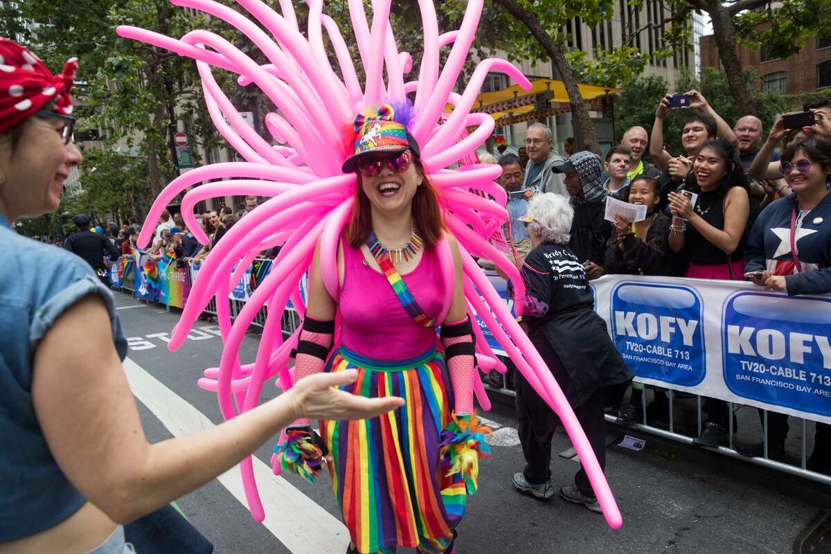 Watch the San Francisco Pride parade in stunning slow motion