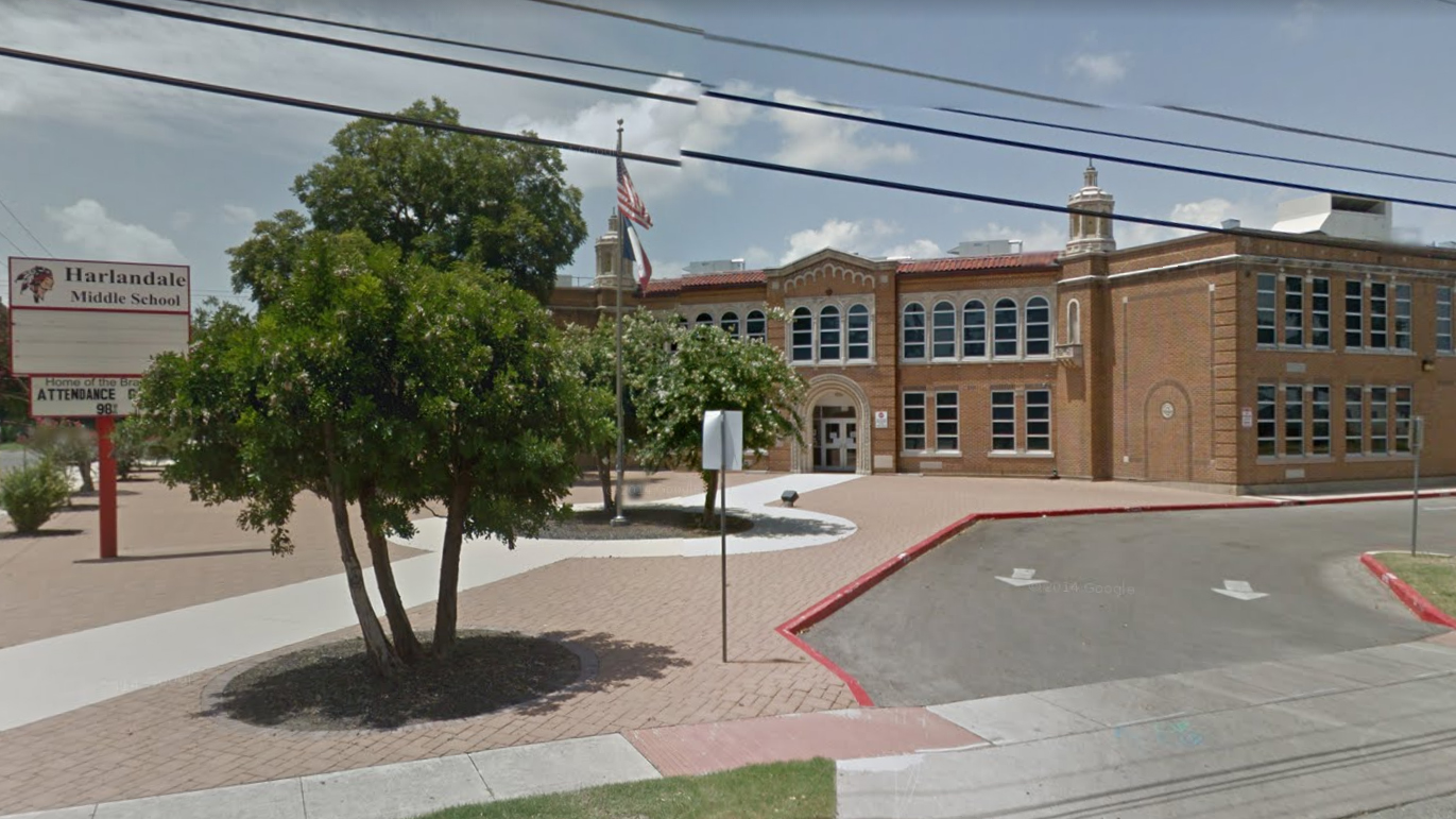 Harlandale ISD to give all fulltime employees 1,000 stipend