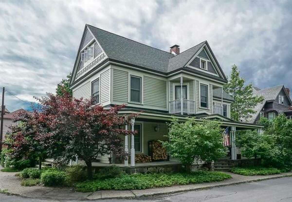 Photos 4 homes that just hit the market