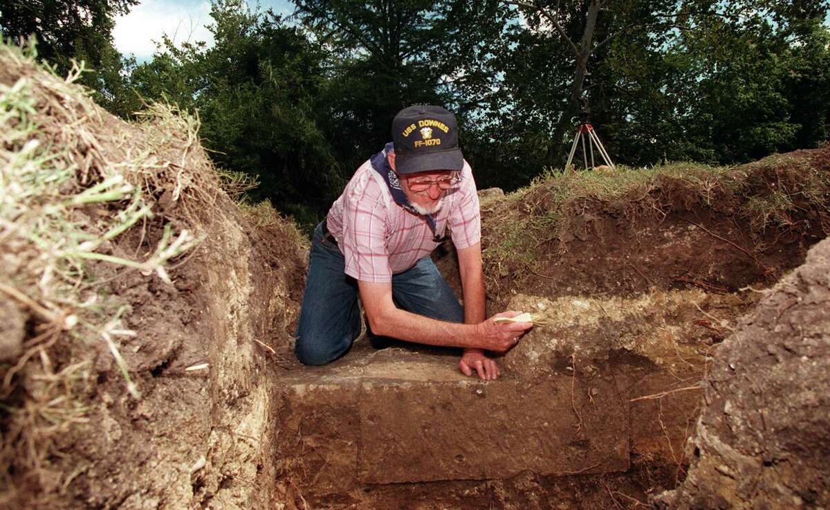Historic dam served mission, Alamo