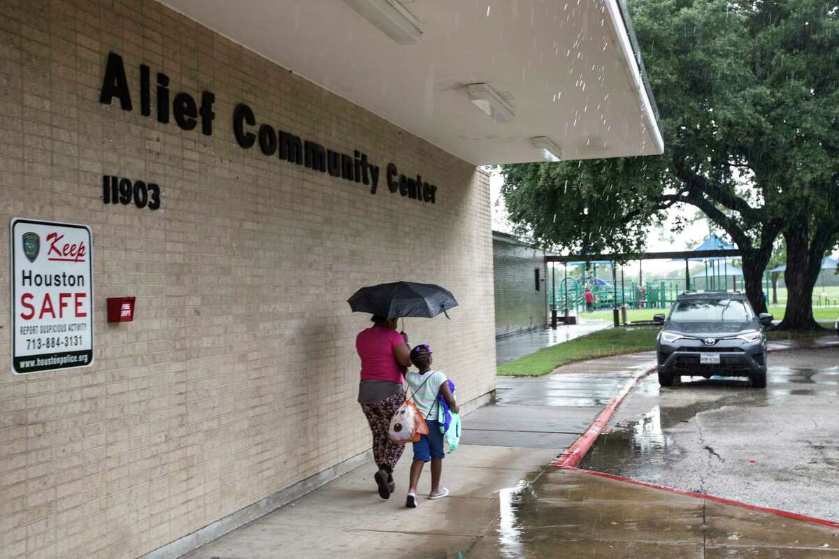 ﻿A bond package would build a facility to house the Alief Community Center, above, and a library. ﻿
