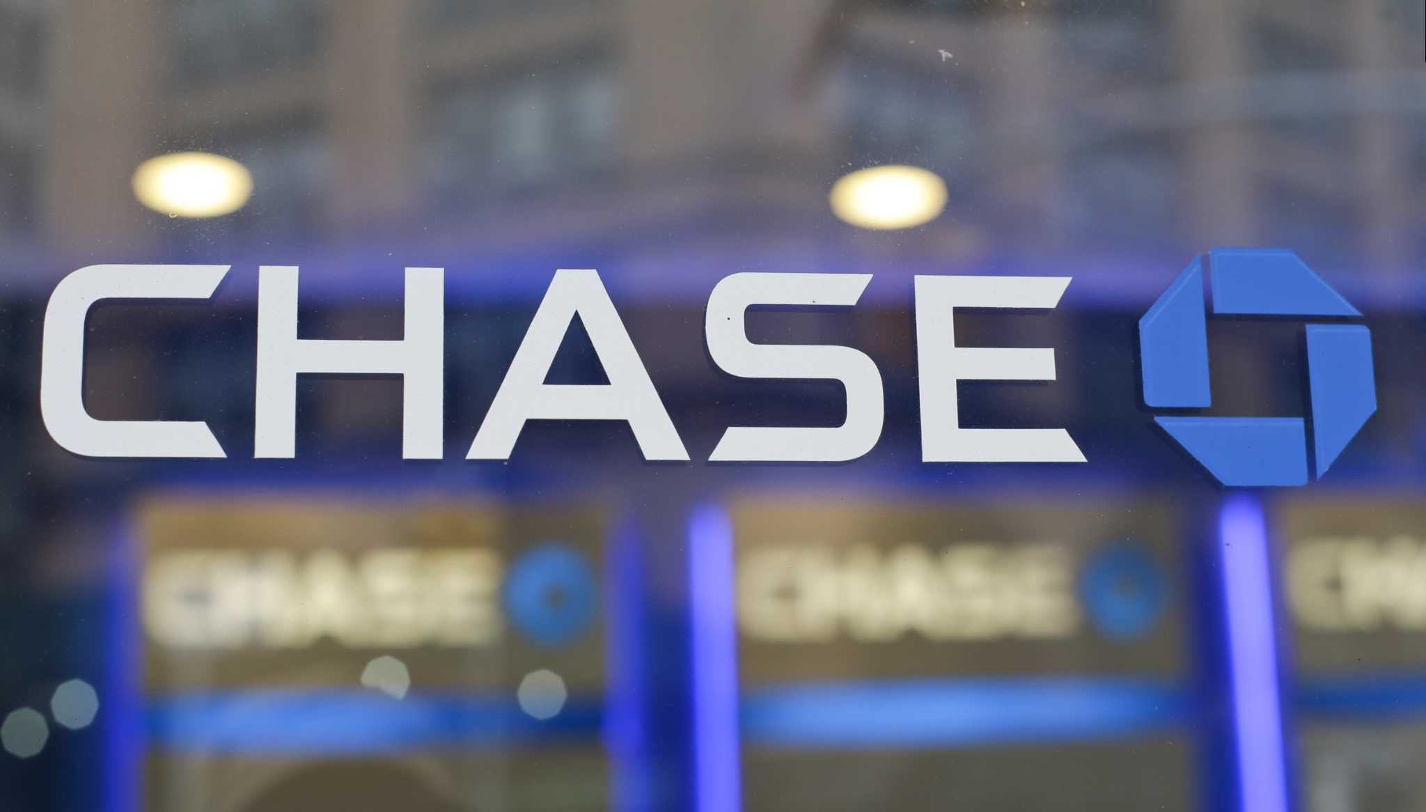 Chase ups minimum credit score, down payment for mortgages