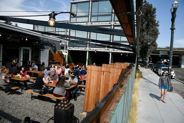 Oakland Overflowing With Beer Gardens Sfchronicle Com
