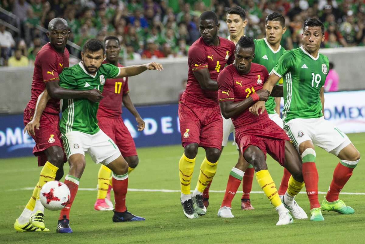 Elias Hernandez's goal leads Mexico over Ghana at NRG