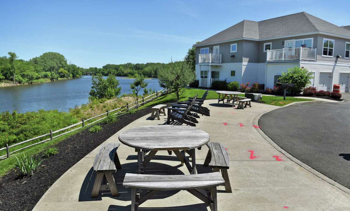 Apartment cluster grows on Van Schaick Island