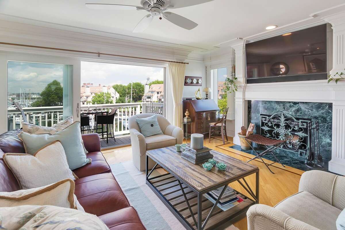 Nautical theme adds character to Stamford waterfront condo
