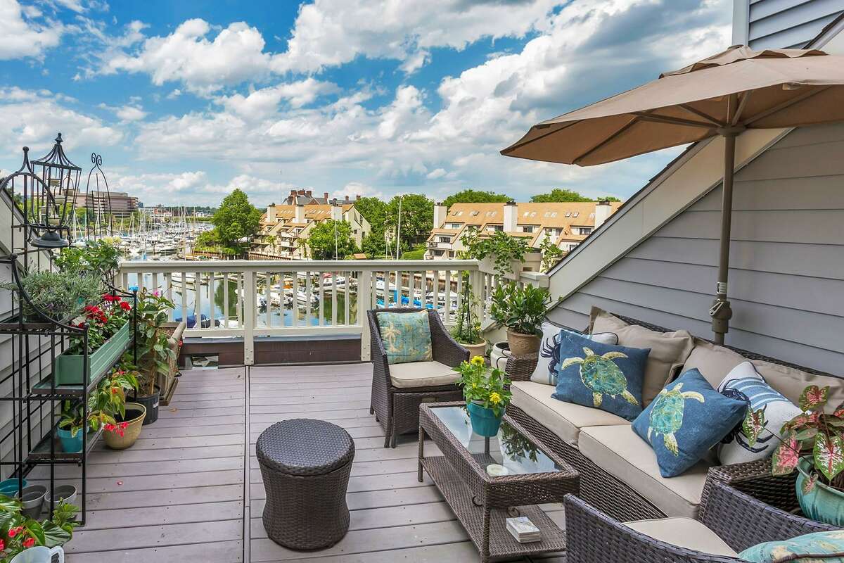Nautical theme adds character to Stamford waterfront condo