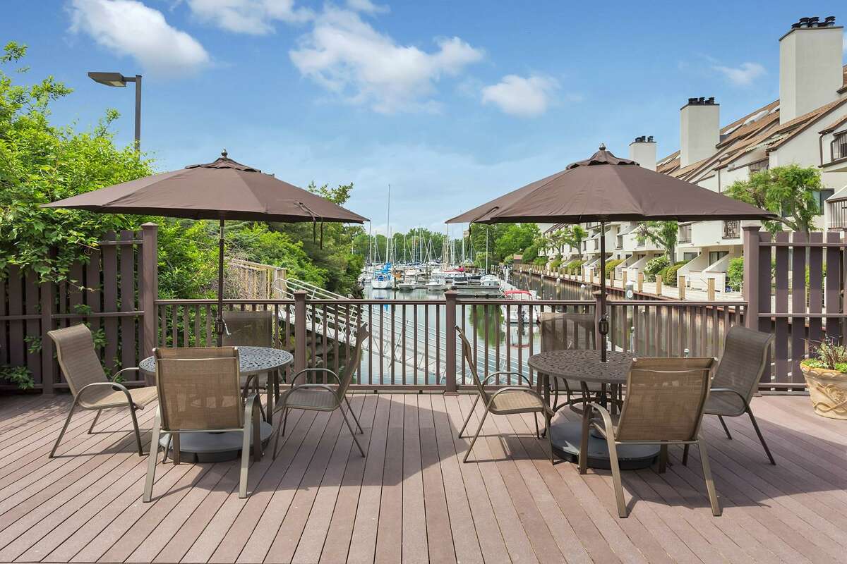 Nautical theme adds character to Stamford waterfront condo