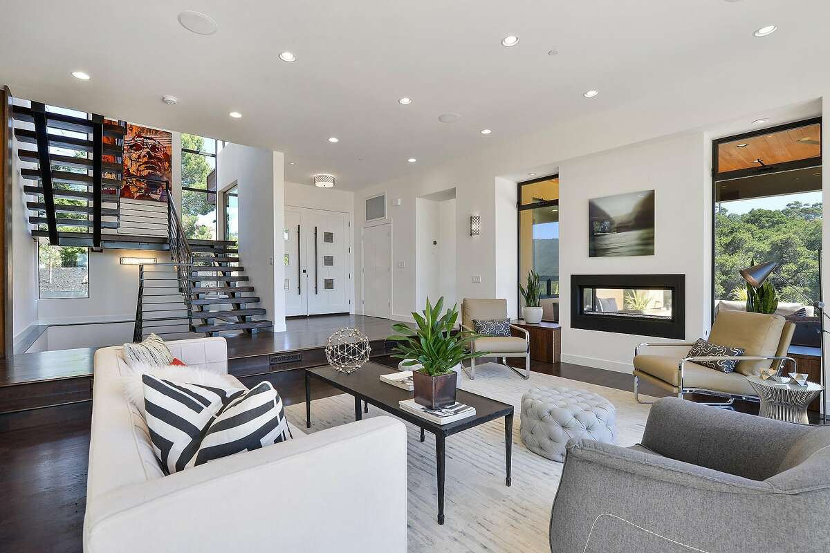 Striking elegance awaits in Woodside