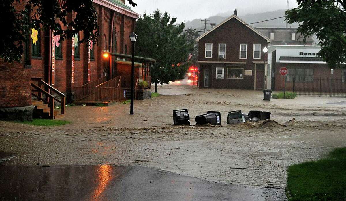 Floods hit reeling Hoosick Falls, other Rensselaer County towns