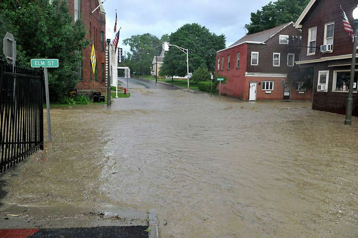 Floods hit reeling Hoosick Falls, other Rensselaer County towns