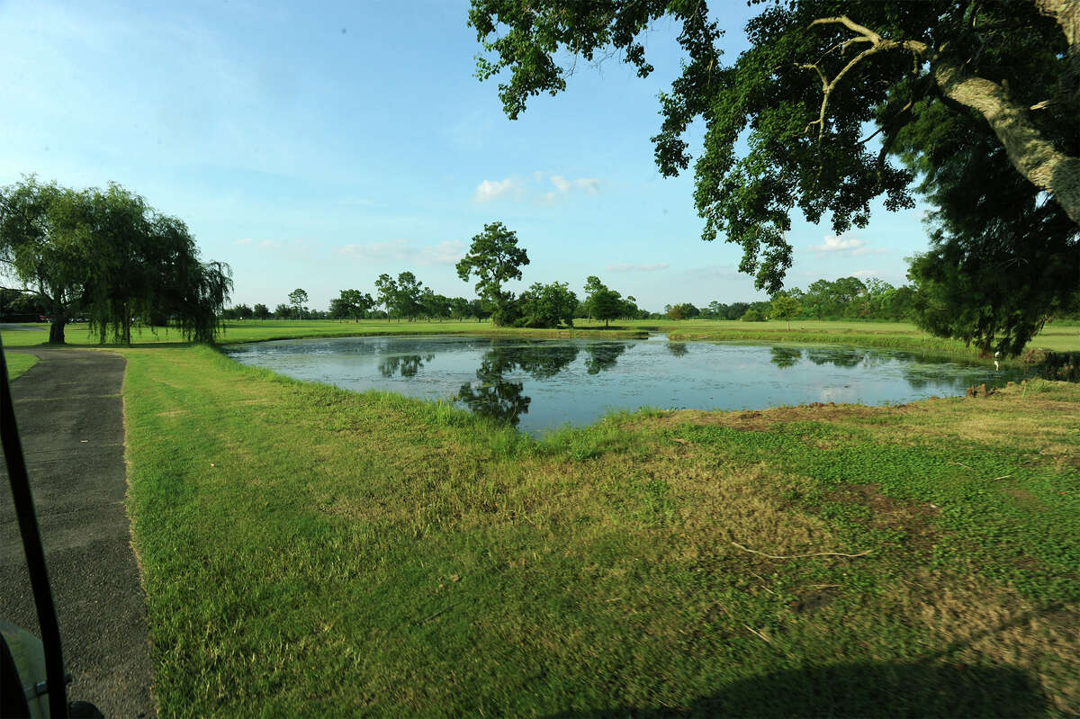 Bayou Din Golf Course in Beaumont, Hole No. 6. (Guiseppe Barranco/The Enterprise)
