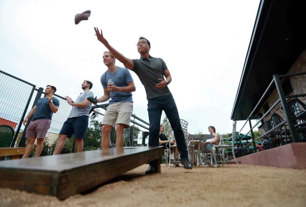 Houston's dogfriendly bars & restaurants to visit this fall