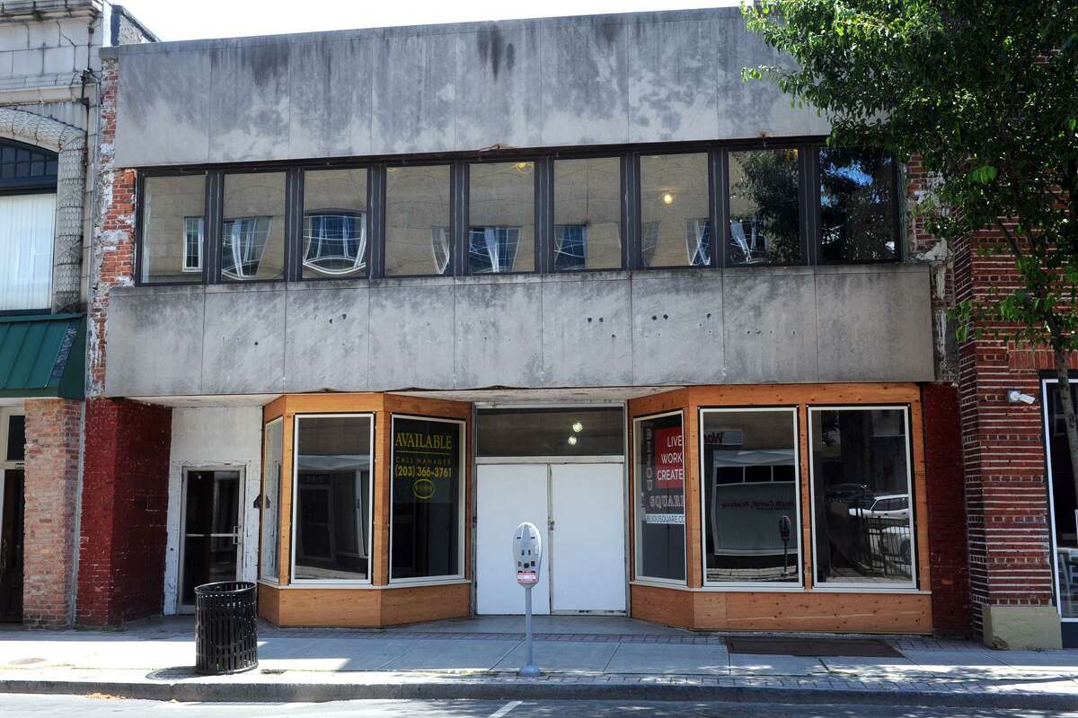 long-vacant-downtown-bridgeport-building-changes-hands