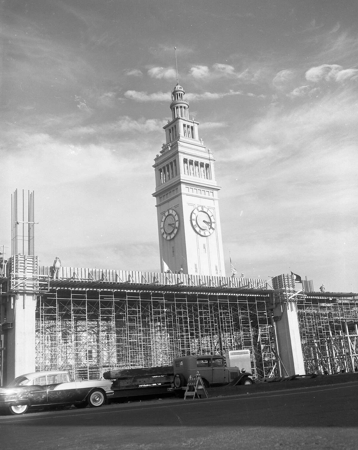 The building of the Embarcadero Freeway, January 1958
