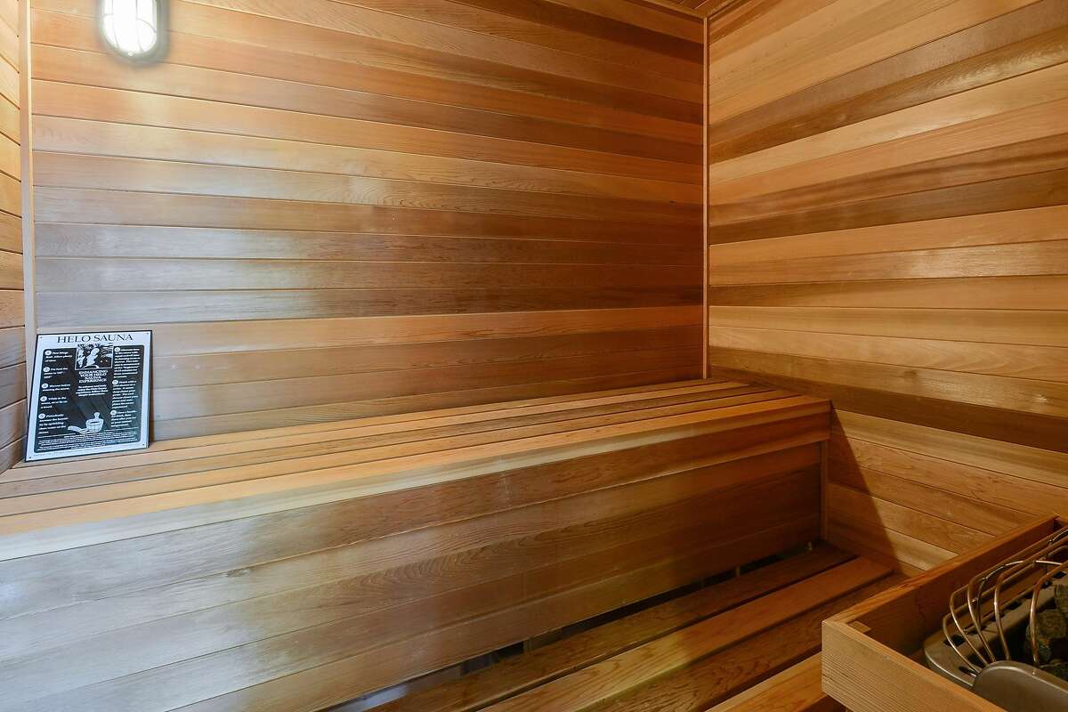 Graceful design radiates throughout Oakland hills view home