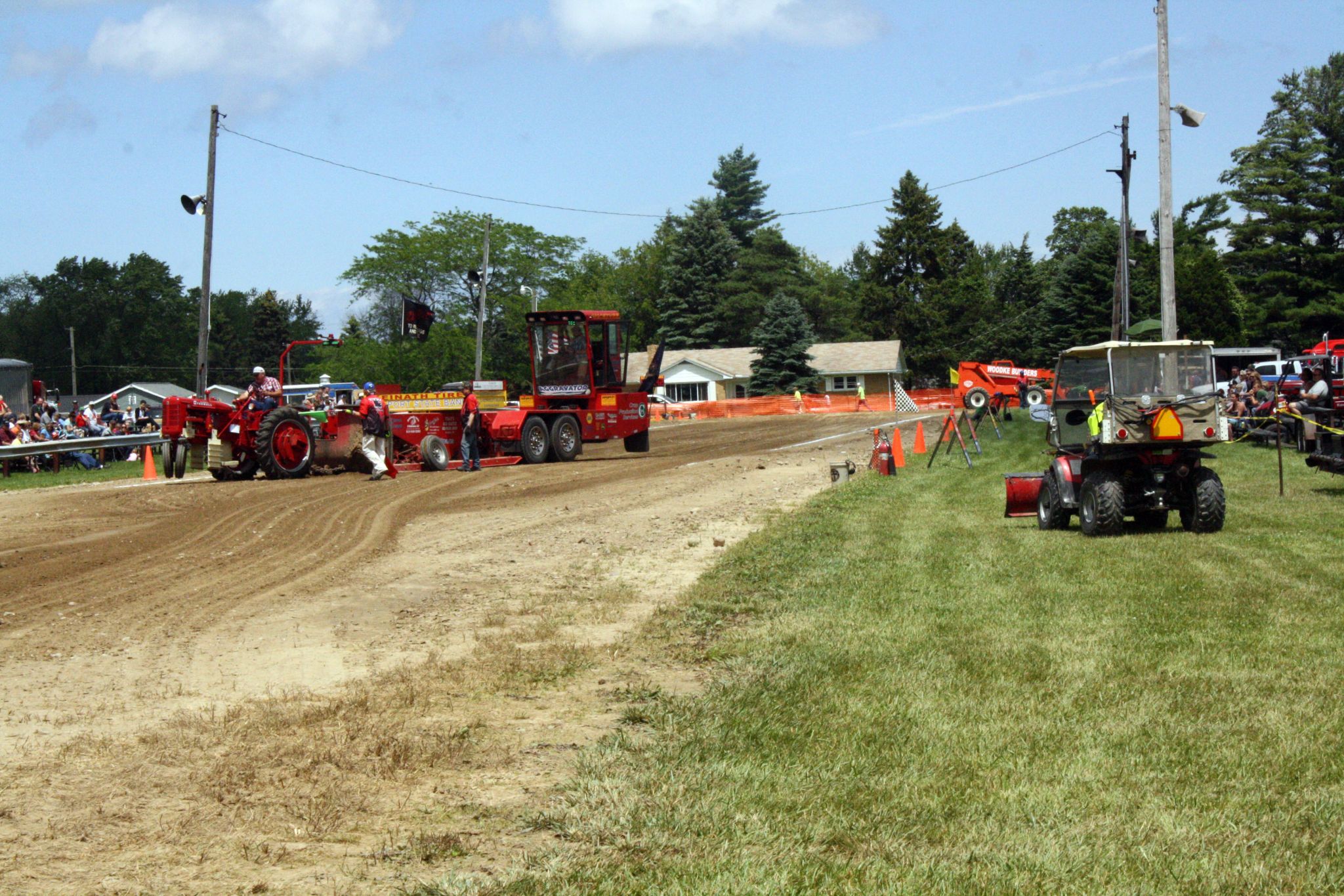 2017 Tractor Pull Action in Port Hope