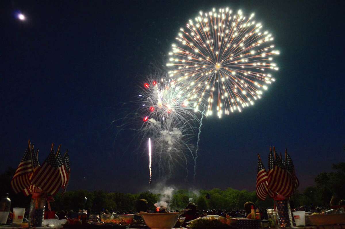 In Pictures New Canaan fireworks blast off