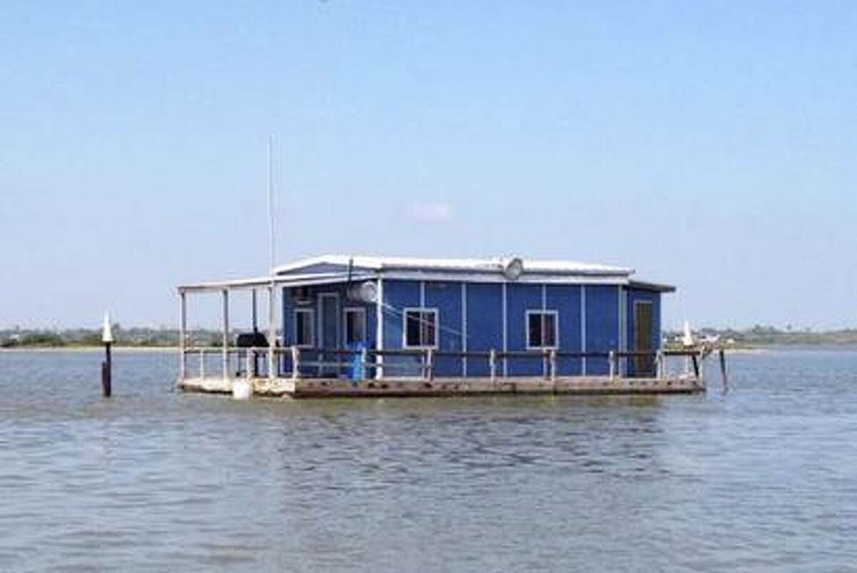 Minimalist floating cabins off the Gulf of Mexico are a hardcore Texas